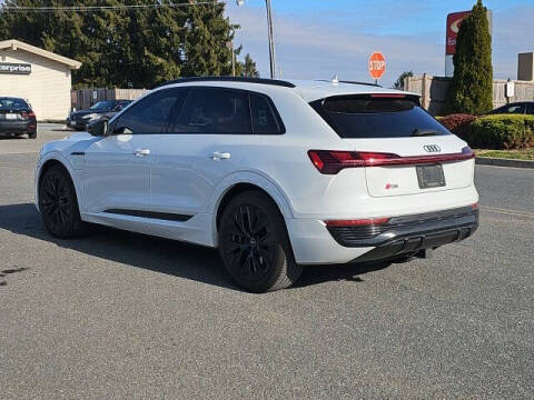 2024 Audi Q8 e-tron quattro Prestige
