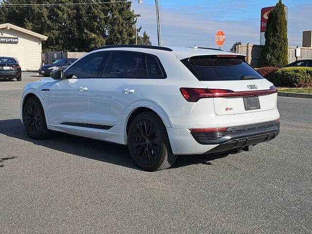 2024 Audi Q8 e-tron quattro Prestige