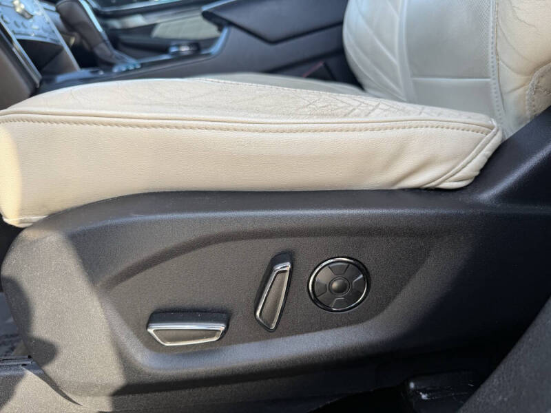 2016 Ford Explorer Platinum