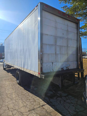 2002 Freightliner F70