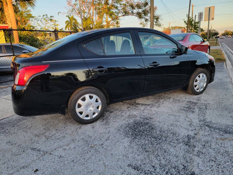2016 Nissan Versa 1.6 S
