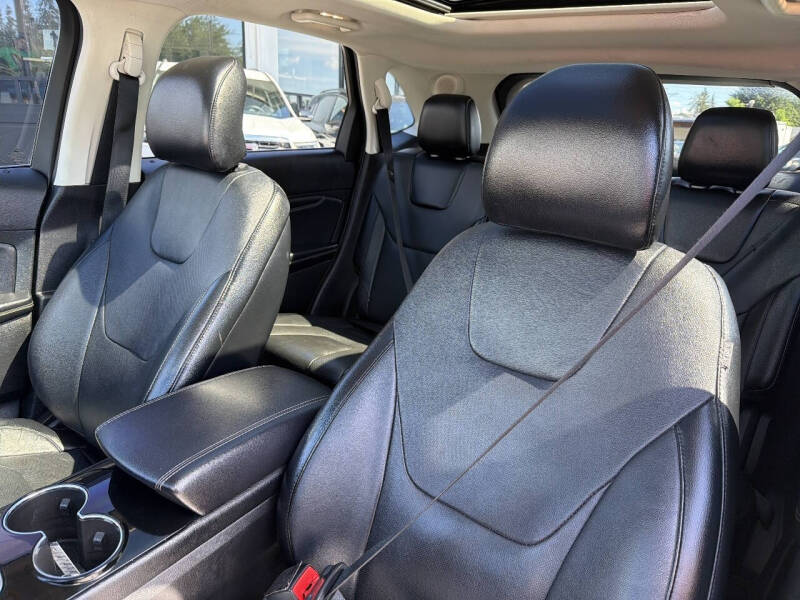 2015 Ford Edge Titanium