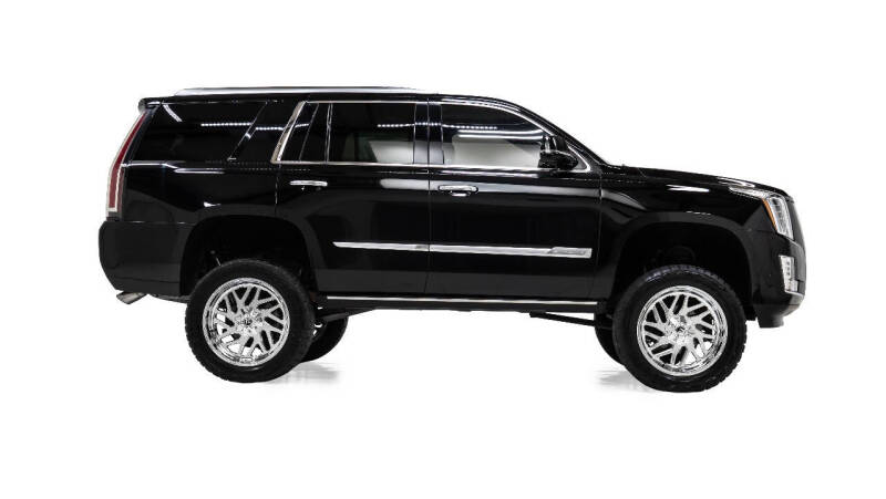 2019 Cadillac Escalade Platinum
