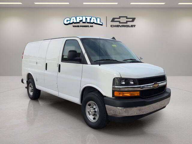 2025 Chevrolet Express 2500