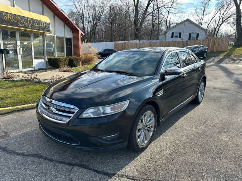 2010 Ford Taurus for sale at Bronco Auto in Kalamazoo MI