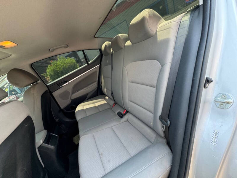 2019 Hyundai Elantra