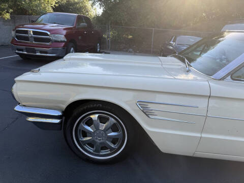 1965 Ford Thunderbird