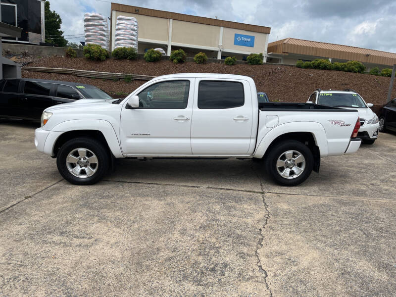 2005 Toyota Tacoma for sale at State Line Motors in Bristol VA
