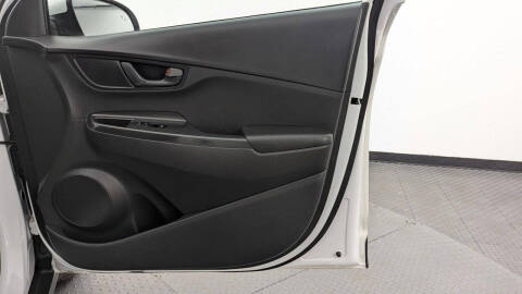 2023 Hyundai Kona SE