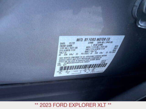 2023 Ford Explorer XLT