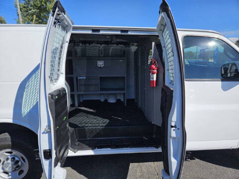 2017 Chevrolet Express 2500