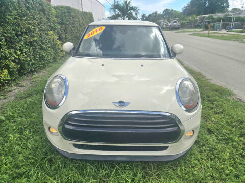2016 MINI Hardtop 2 Door Cooper