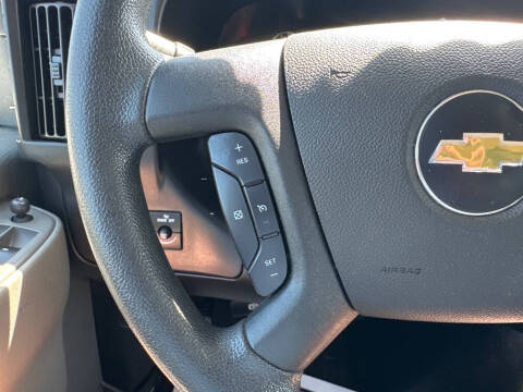 2022 Chevrolet Express 2500