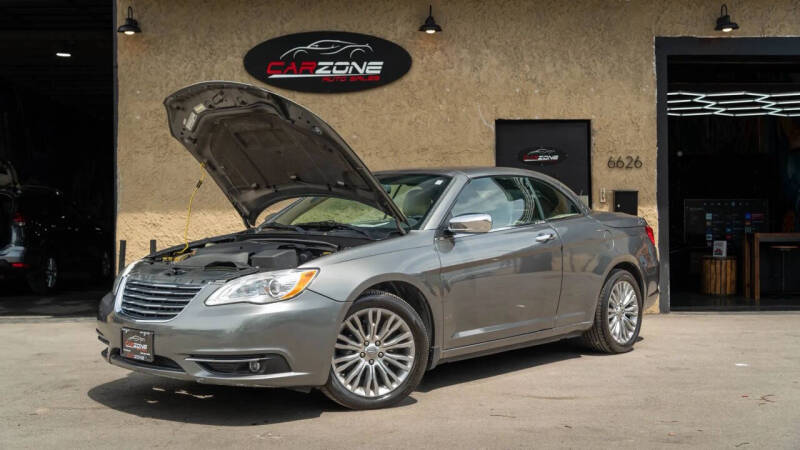 2012 Chrysler 200 Limited