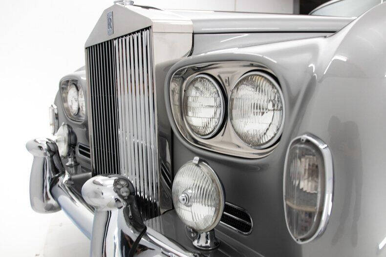 1966 Rolls-Royce Flying Spur