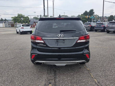 2018 Hyundai Santa Fe SE