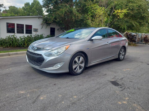 2011 Hyundai Sonata Hybrid for sale at TR MOTORS in Gastonia NC