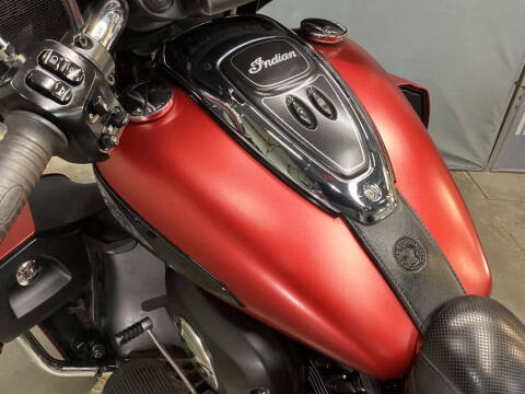 2020 Indian Roadmaster Dark Horse