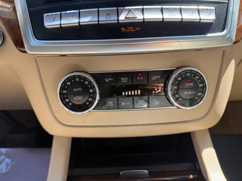 2014 Mercedes-Benz GL-Class GL 550 4MATIC