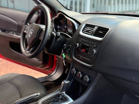 2012 Dodge Avenger SE