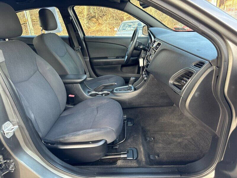 2012 Chrysler 200 Touring