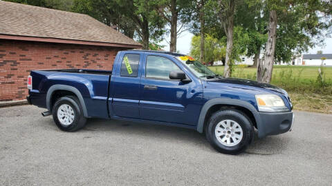 2006 Mitsubishi Raider for sale at Elite Auto Sales in Herrin IL