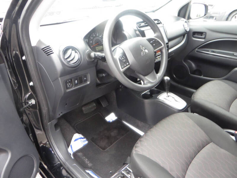 2024 Mitsubishi Mirage ES