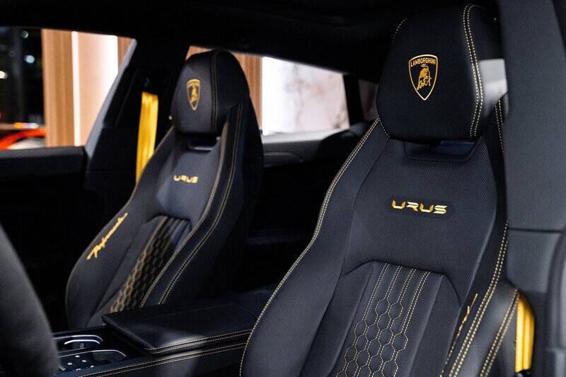 2023 Lamborghini Urus Performante