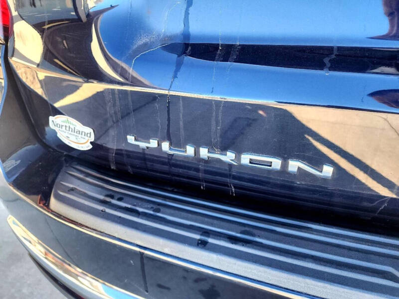 2023 GMC Yukon XL SLT