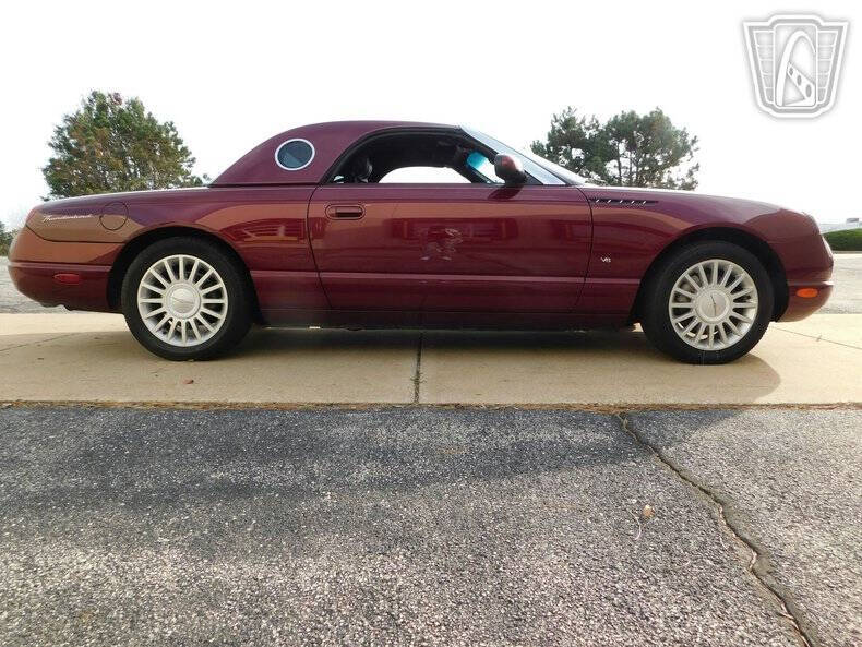 2004 Ford Thunderbird Deluxe