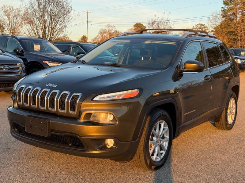 2016 Jeep Cherokee Latitude's photo