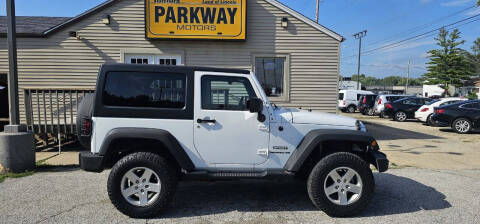 2012 Jeep Wrangler for sale at Parkway Motors in Springfield IL