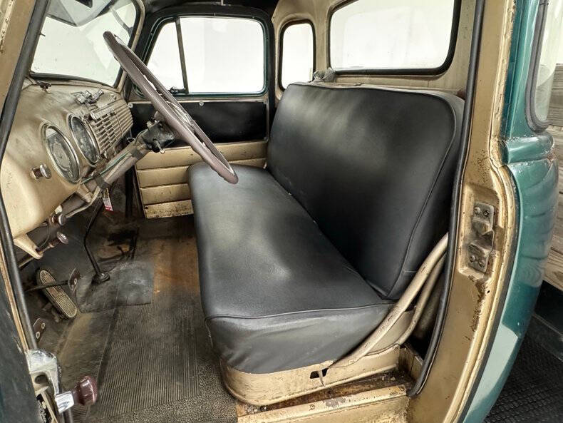 1952 Chevrolet C/K 3500 Series