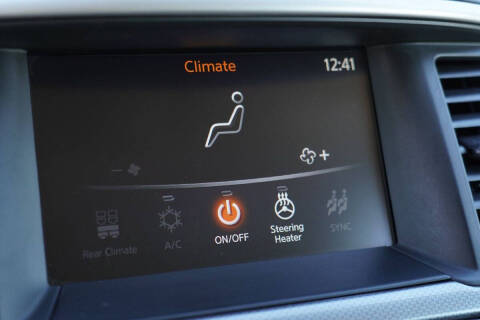 2020 Nissan Pathfinder SL