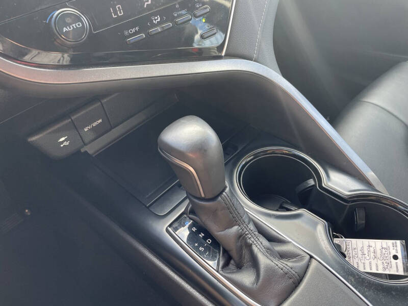 2018 Toyota Camry SE