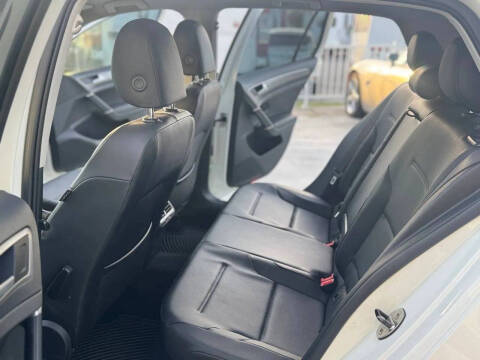 2016 Volkswagen Golf