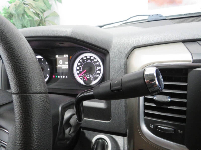 2013 RAM 1500 SLT