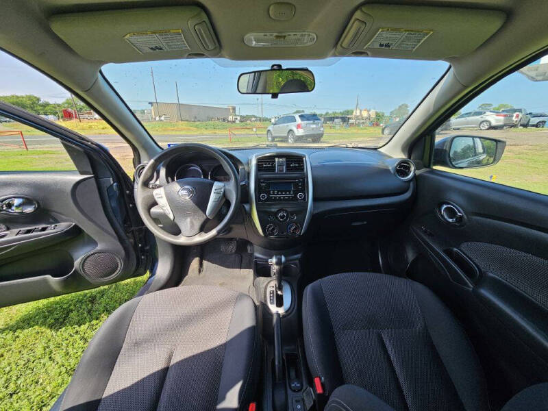 2015 Nissan Versa