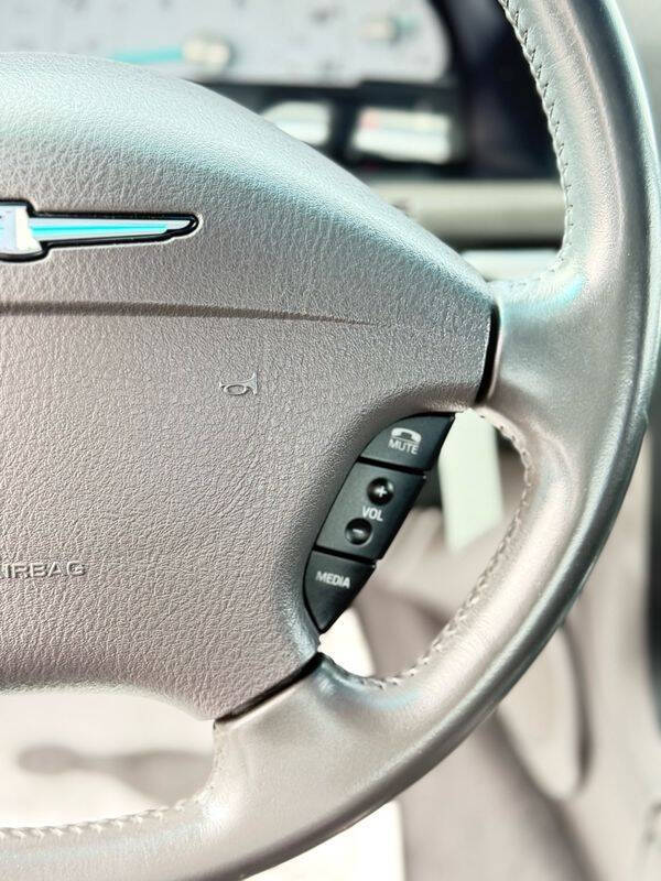 2002 Ford Thunderbird Deluxe