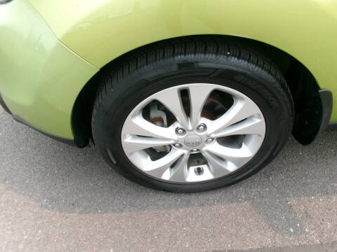 2014 Kia Soul +