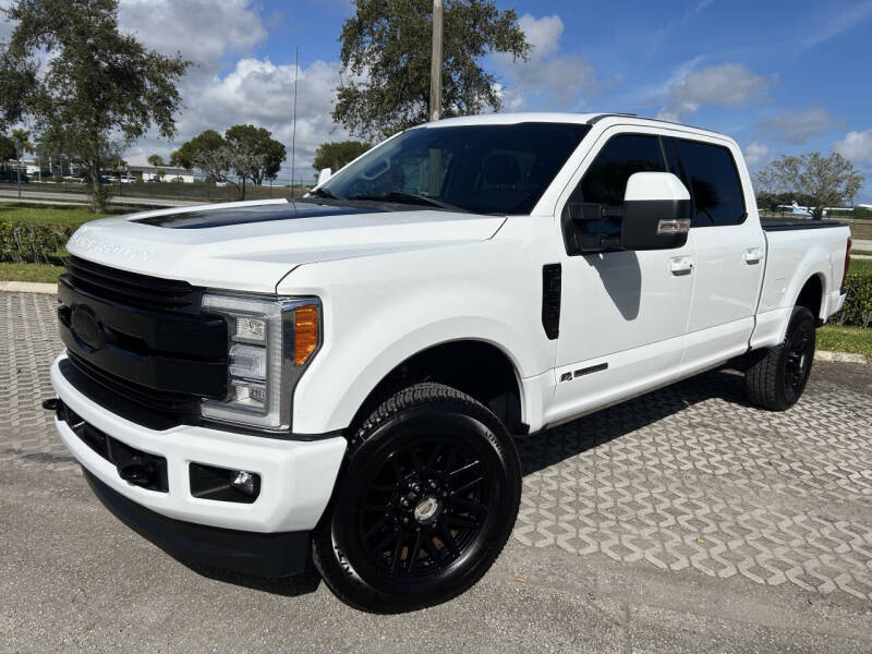 2017 Ford F-250 Super Duty Lariat's photo