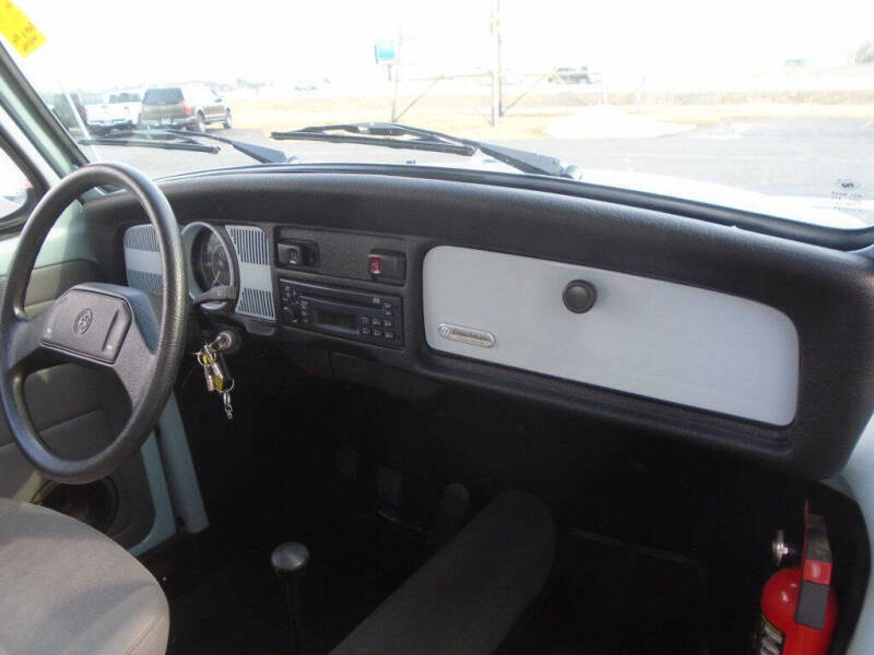 2004 Volkswagen Beetle