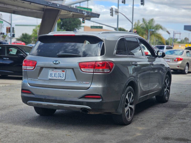 2017 Kia Sorento EX