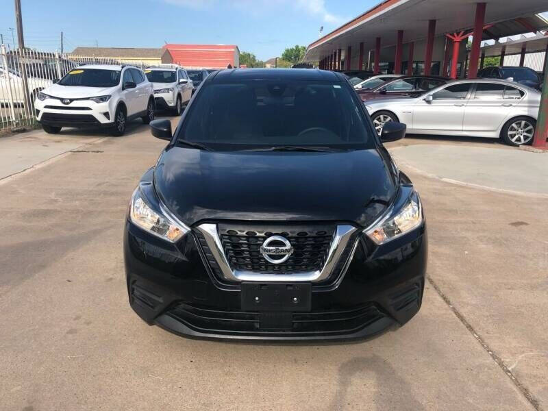 2020 Nissan Kicks S