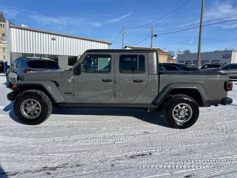 2021 Jeep Gladiator Sport