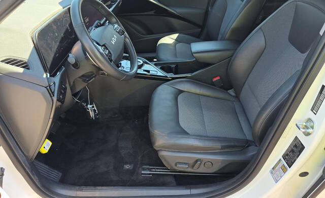 2023 Kia Niro EV Wind