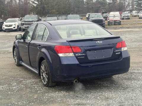 2011 Subaru Legacy 2.5i Premium