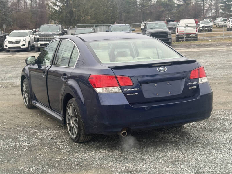 2011 Subaru Legacy 2.5i Premium