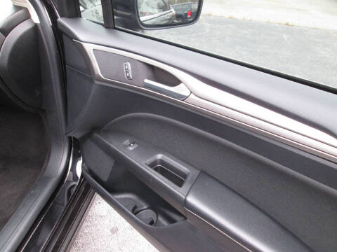 2019 Ford Fusion Hybrid SE