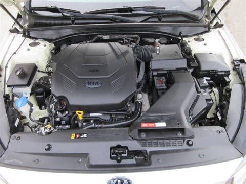 2019 Kia Cadenza Premium